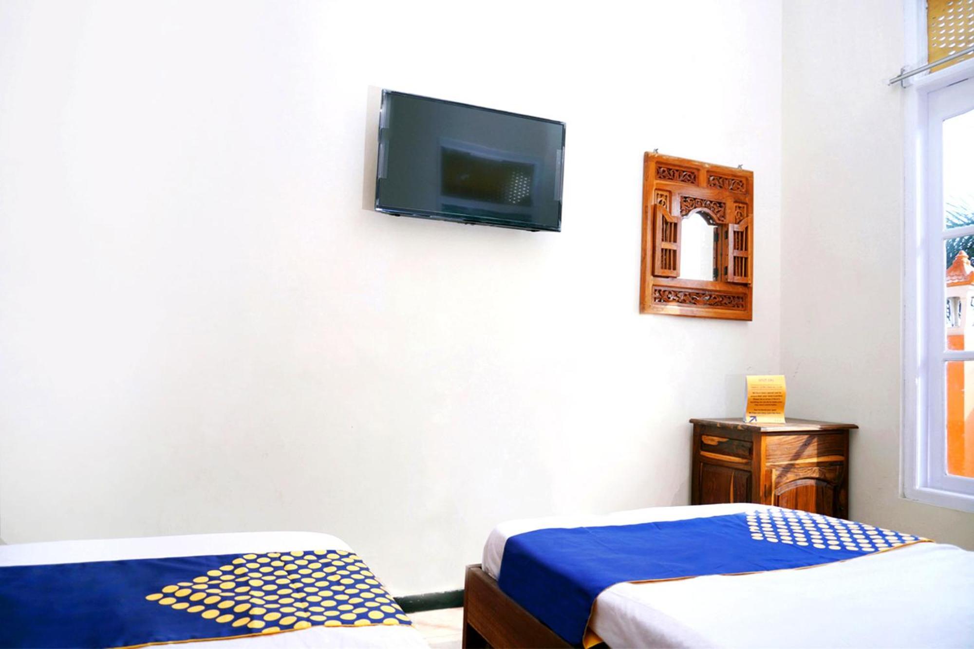 Spot On 2629 Duta Karimun Hotel Karimunjawa Exterior foto